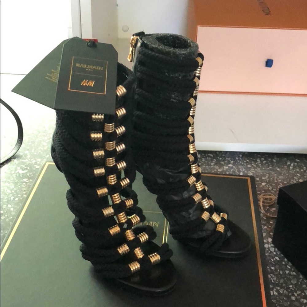 NWB BALMAIN ROPE & GOLD HEELS
